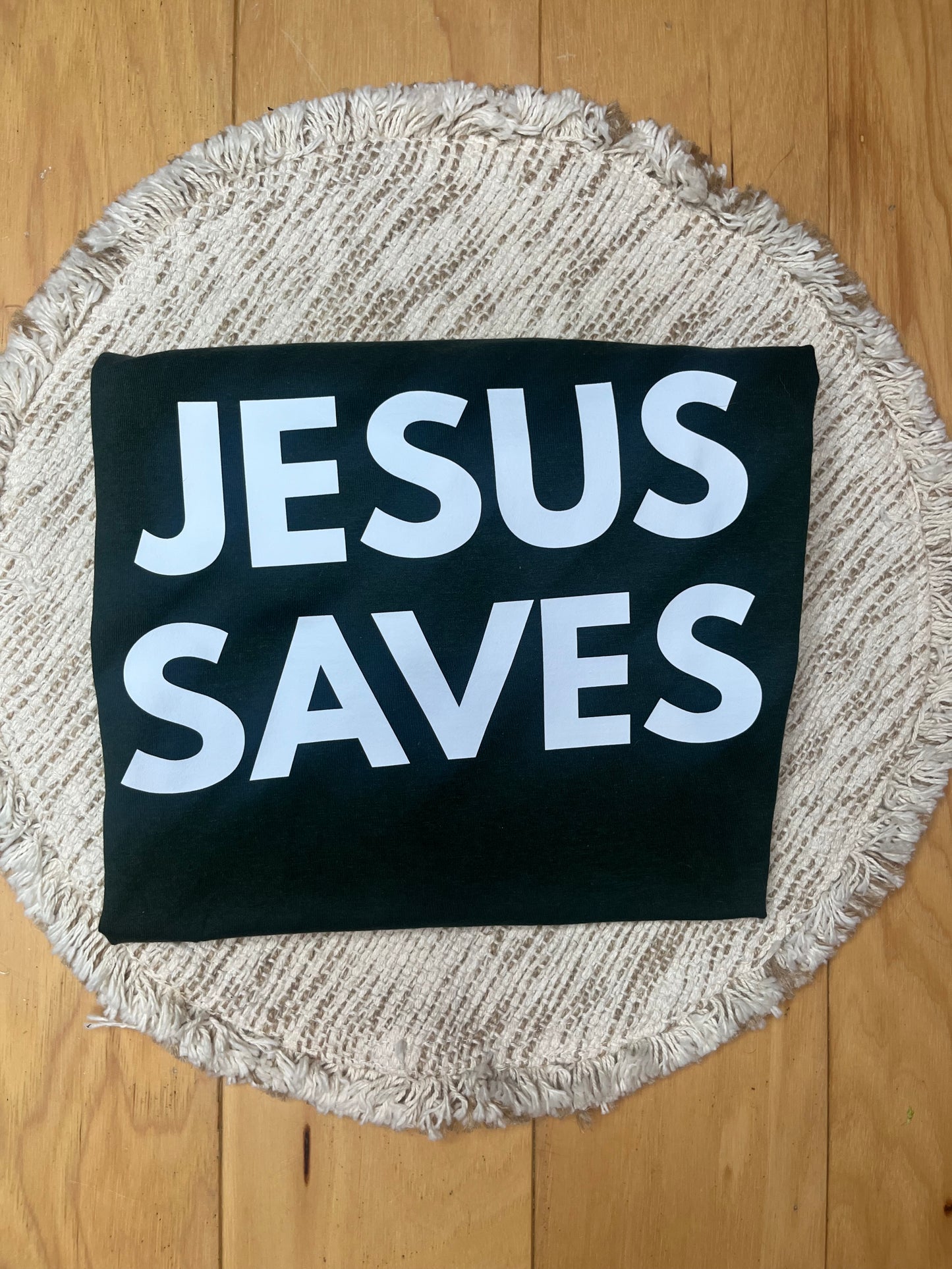 Jesus Saves tee
