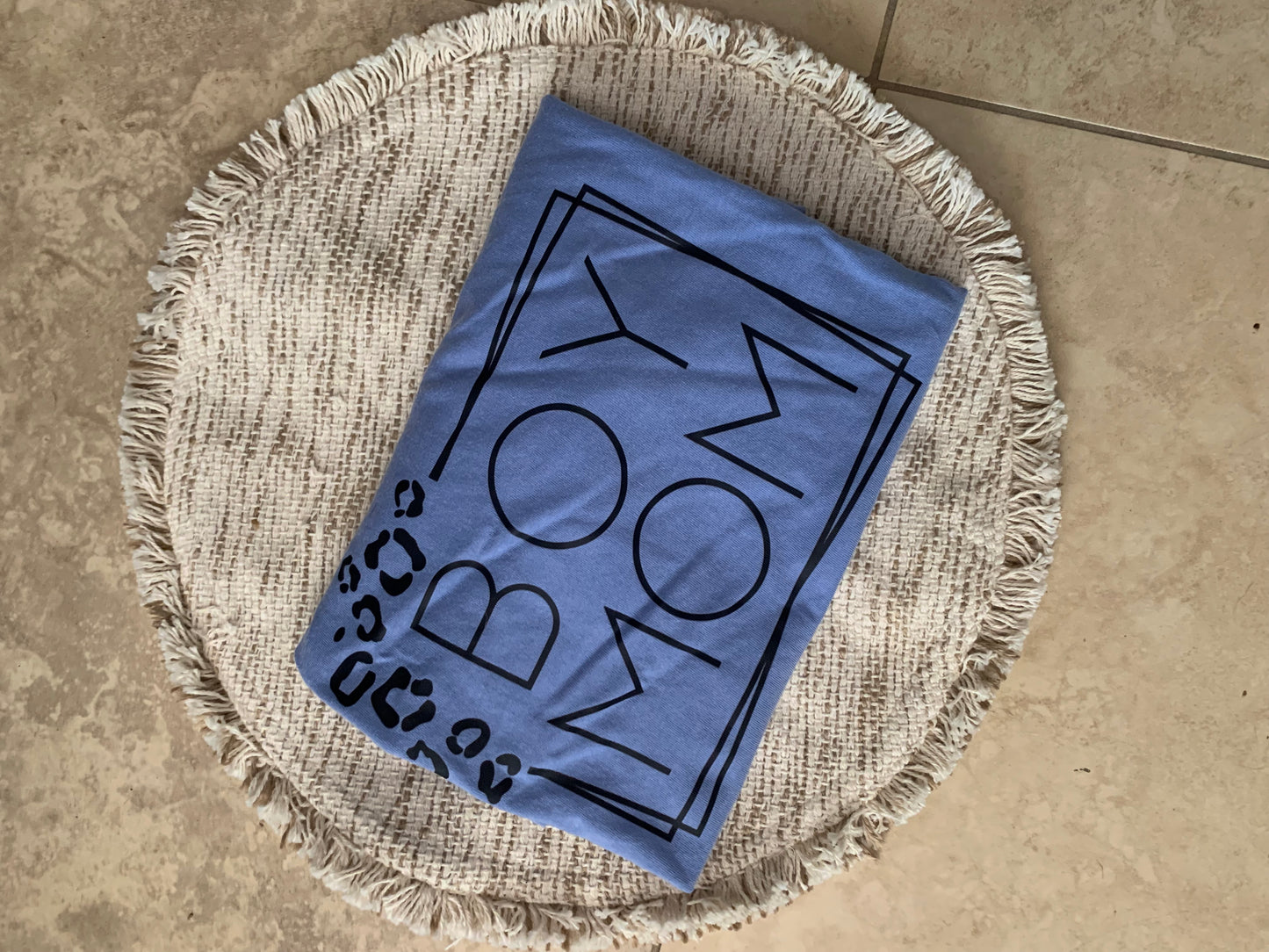 Boy mama tee